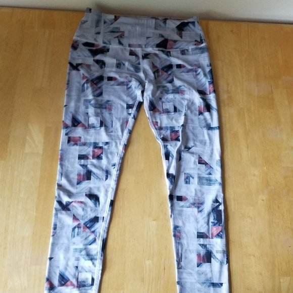 VARLEY Hayworth 7/8 Tights Leggings in Multi-Print - Picture 3 of 15